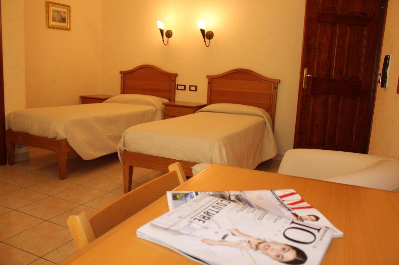 Hotel Ristorante L'Avvenire Gizzeria Buitenkant foto