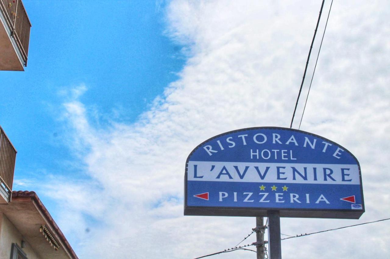 Hotel Ristorante L'Avvenire Gizzeria Buitenkant foto