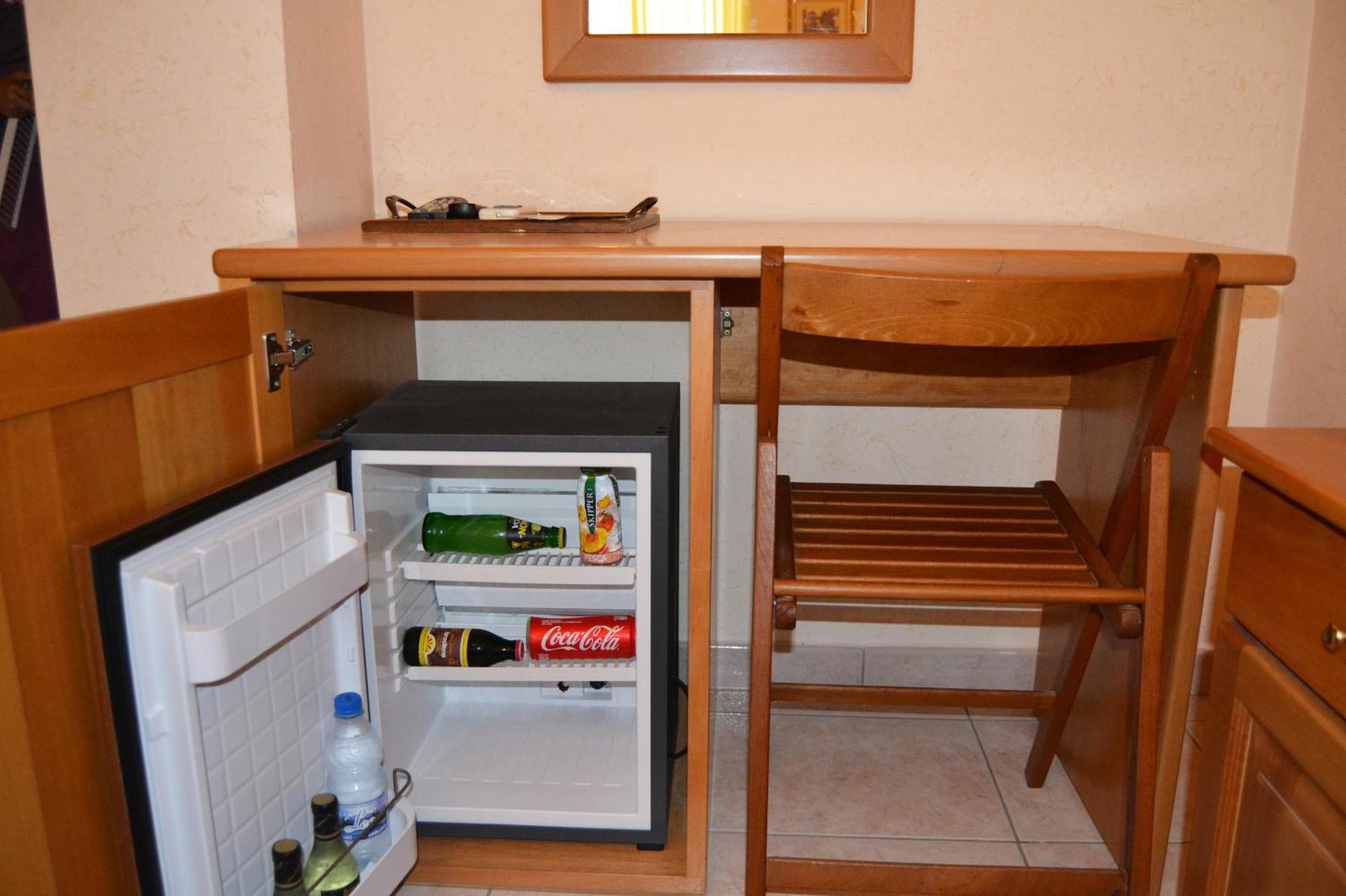Hotel Ristorante L'Avvenire Gizzeria Kamer foto